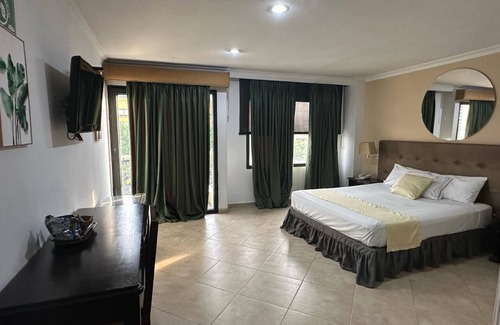 La Candelaria Hotel | Hermosa Habitación Deluxe En Laureles Estadio