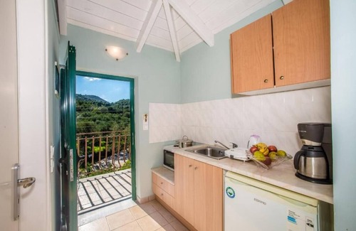 Limni Keri Apartment | Herodotos Studio 2 Persons (4)