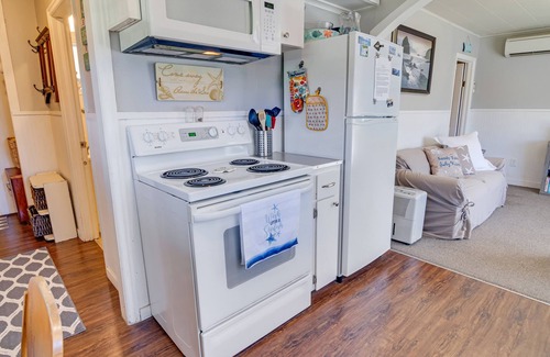 Seal Rock House | Heron Beach Cottage - peaceful relaxation