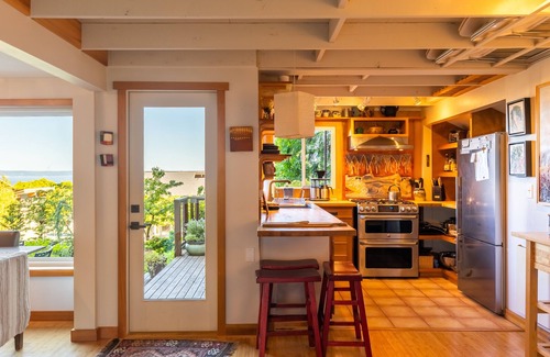 Langley House | Heron Rook Cottage by AvantStay | Panoramic View
