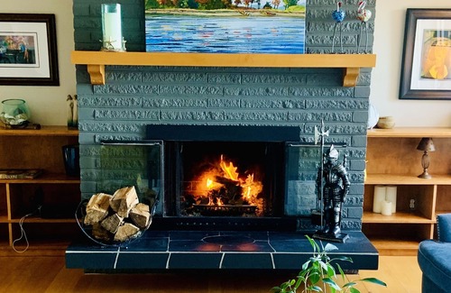 Saanichton House | Heron's Retreat - Tranquil Oceanfront Estate