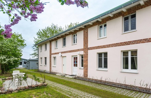 Garz/Rugen Apartment | Herthaquelle Apartments - Lazy "Milou"