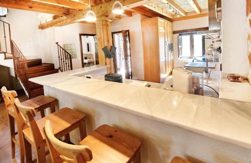 Ayllon House | HESTIA VuT