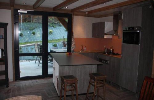 Beaulieu-sur-Dordogne Ski Chalet | Het gevoel van vrijheid tussen bos en dorp