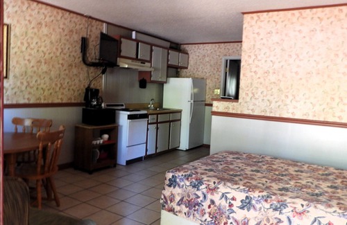 Royal Cabin | Hickory 21n