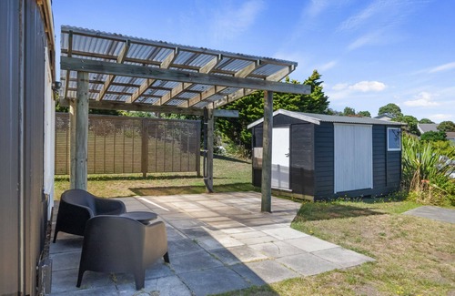 Waikanae House | Hicks Haven - Waikanae Beach Holiday Studio