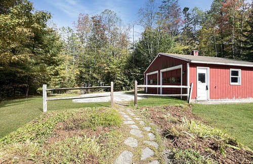 Ludlow House | Hidden Kingdom — Ski Retreat Near Okemo, Killington & Echo Lake