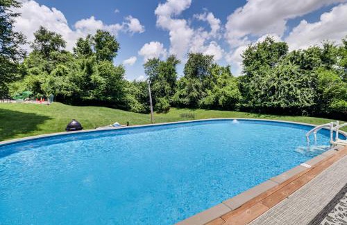 Black Jack House | Hidden Paradise on 5 Acres with Hot Tub and Deck!