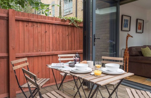 Rotherhithe House | Hidden Treasure set within a converted Pump House Station in London