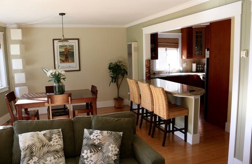 Eastside Santa Cruz House | Hideaway 1 BR/1 BA One Block from Beach, Snowbirds welcome