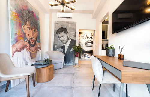 Miramar Hotel | Hideaway 1BR In The Heart of San Juan With Parking - Ricky Martin