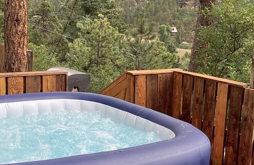 Cascade House | HIGH Above The City on Pikes Peak Mountain.