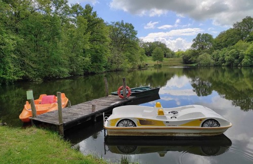 Maulevrier Ski Chalet | High-comfort "Lodge" chalet on stilts on the waterfront near the Puy du Fou!