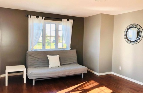 Gatineau Apartment | HIGH-END 2-Level Apt in Exclusive & Quiet Location - With POOL