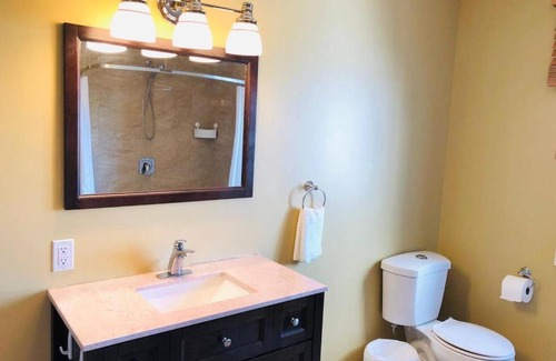 Gatineau Apartment | HIGH-END 2-Level Apt in Exclusive & Quiet Location - With POOL