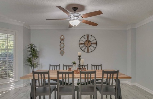 Rowlett House | High End 5br Bright and sunny Open Space House