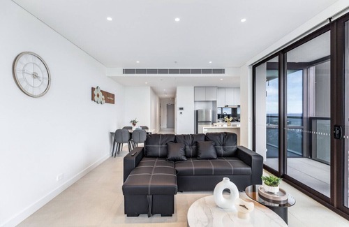 Rhodes Apartment | High level deluxe 2 bedroom APT
