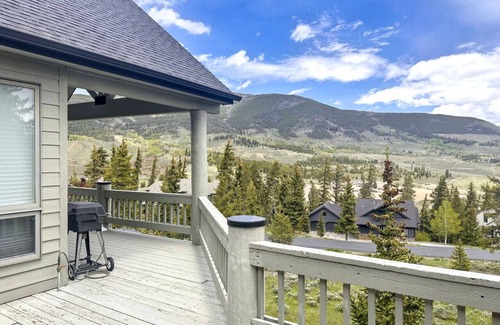 Keystone House | High Meadow Hideaway | 5BR/4.5BA | 3 King Suites | Near 5 Ski Resorts