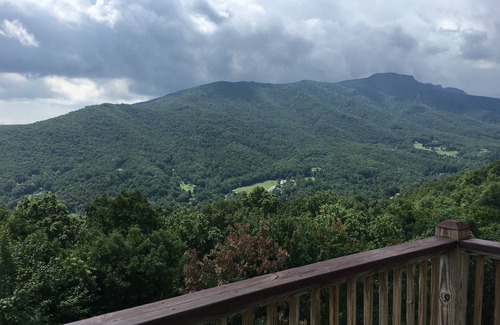 Seven Devils Condo | HIGH MOUNTAIN CONDO-PANORAMIC VIEWS!