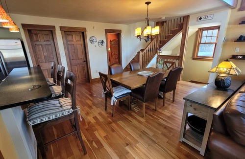 Waterville Valley House | High Noon Mountain House Spacious Ski Chalet