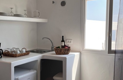 Fira Apartment | High Point Apartments Fira