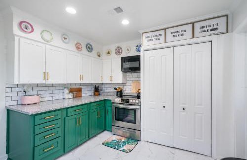 University District House | High Pointe Hideaway! Midtown-Near Liberty Park