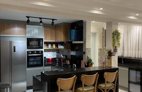 Lazaro House | High standard Foot in the sand