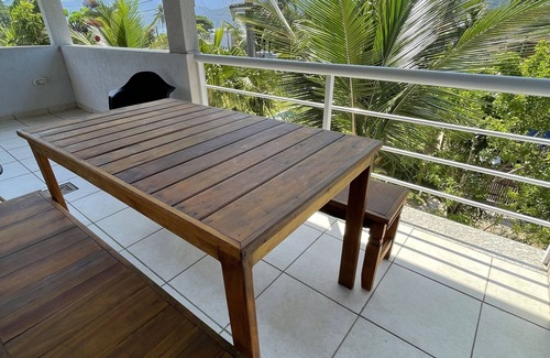 Lazaro House | High standard Foot in the sand