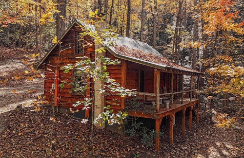 Saluda Cabin | High Top cabin at Cabin Fever in NC!