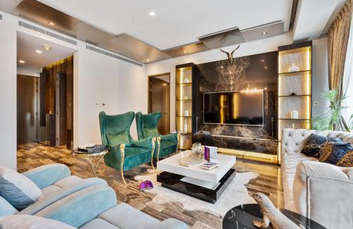 Dubai Marina Apartment | Highend 2BR Palm Sea View with Pool and Nightlife Marina