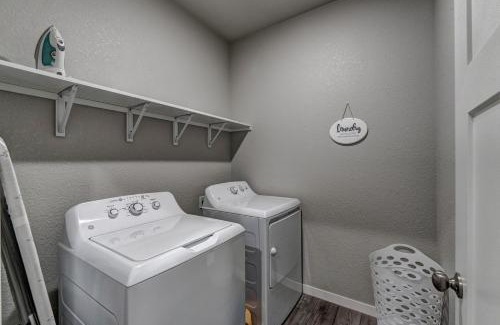 Rapid City House | Highly Accessible, Executive Style, Amazing View!