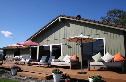 Geyserville House | Highly Rated, Contemporary Wine Country Home with Sweeping Views