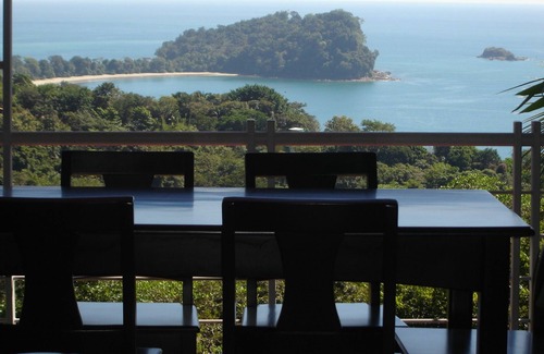 Quepos Condo | Hight-View on National-Park and Manuel-Antonio Bay