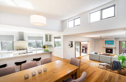 Tootgarook House | Highview - LOVE A ROOM WITH A VIEW