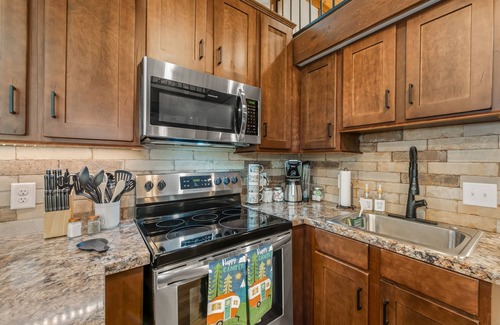 Mentone House | Hiker's Haven - a tiny home for big adventures