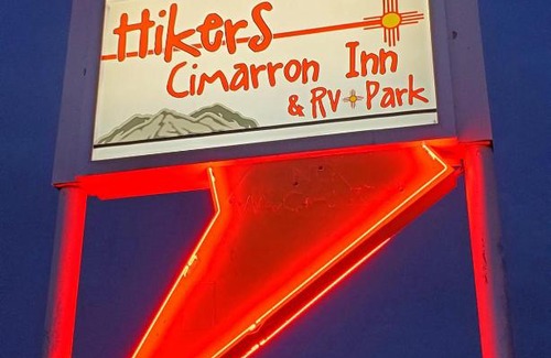 Cimarron Hotel | Hikers Cimarron Inn & RV Park