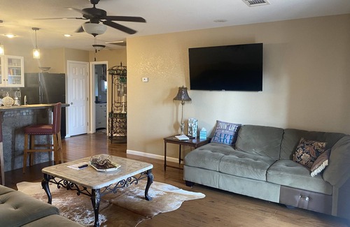 Canyon Lake Apartment | Hill Country & Lake View = Canyon Stay