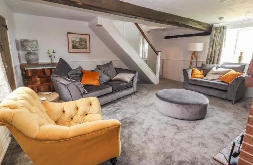 Nantwich House | Hill Farm