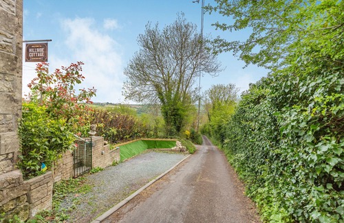 Peasedown Saint John Apartment | HILLSIDE COTTAGE, pet friendly, with a garden in Peasedown St John