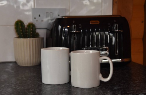 Rhayader Cottage | HILLSIDE VIEW, pet friendly, with hot tub in Rhayader