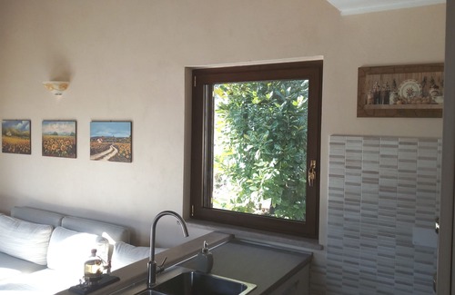 Vazia House | Hillside villa in Rieti between oaks and olive trees