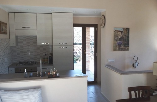 Vazia House | Hillside villa in Rieti between oaks and olive trees