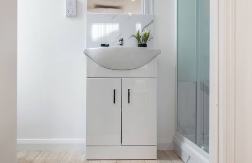 Earl Shilton Apartment | Hilltop Apartment 8 - UK50600