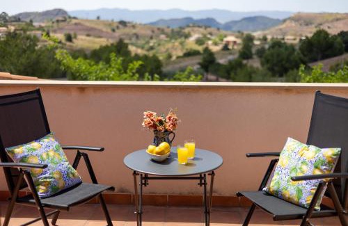 Aledo Villa | Hilltop Haven by Fidalsa