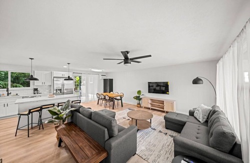 Hilo House | Hilo Harmony - Spacious 3BR/2BA Getaway