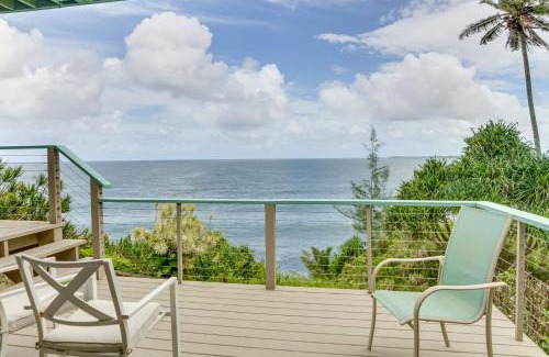 Hilo House | Hilo Home with Private Deck and Stunning Ocean Views!