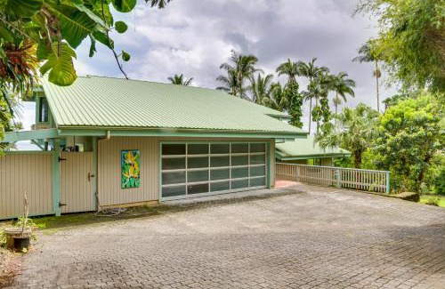 Hilo House | Hilo Home with Private Deck and Stunning Ocean Views!