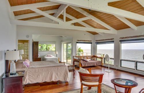 Hilo House | Hilo Home with Private Deck and Stunning Ocean Views!