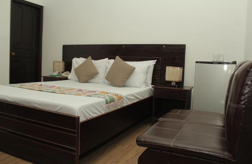 Clifton House | Hilton Bayview lnn