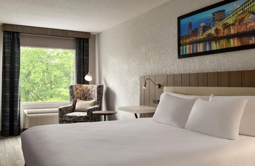 Cleveland Hotel | Hilton Garden Inn Cleveland Airport